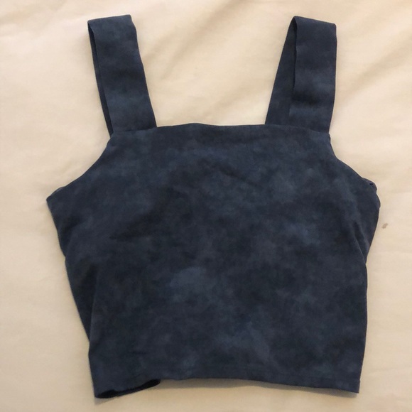 ALO Yoga Tops - ALO top